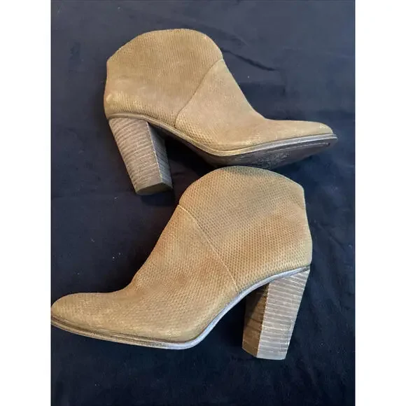 Vince Camuto Franell Cognac Suede Leather Zip‎ High Heel Ankle Boots Size 8.5 - Picture 3 of 5
